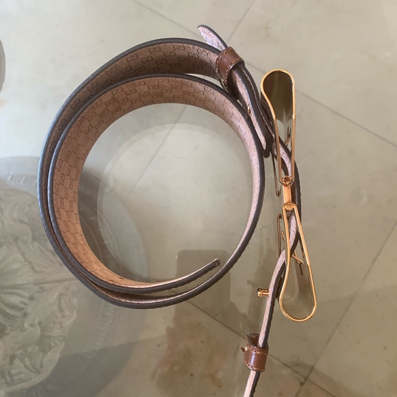 Authentic Gucci brown belt with gold buckle. main image 5